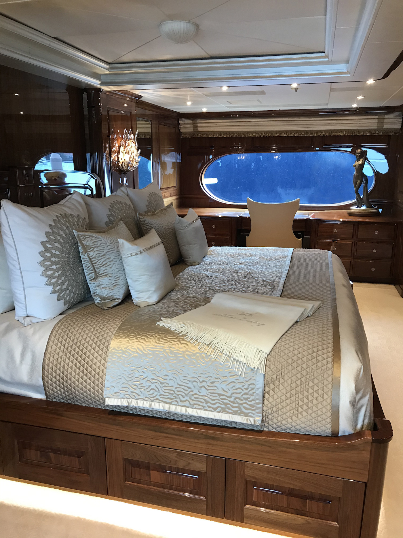 SILVER LINING Yacht Charter Details, Christensen CHARTERWORLD Luxury